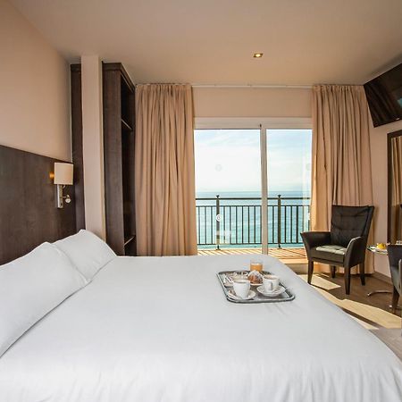 Hotel Horitzo By Pierre & Vacances Blanes Exteriör bild