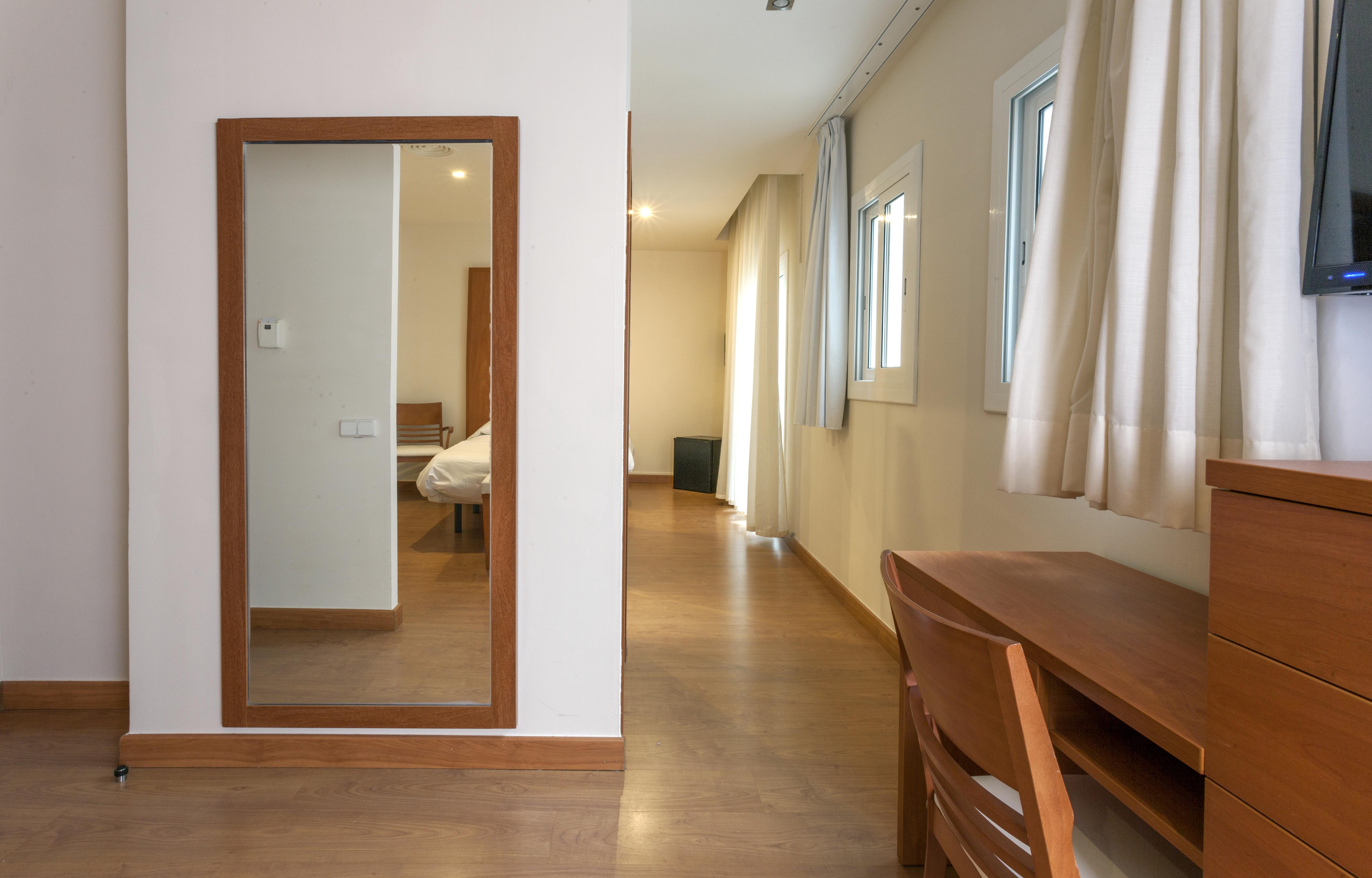 Hotel Horitzo By Pierre & Vacances Blanes Exteriör bild