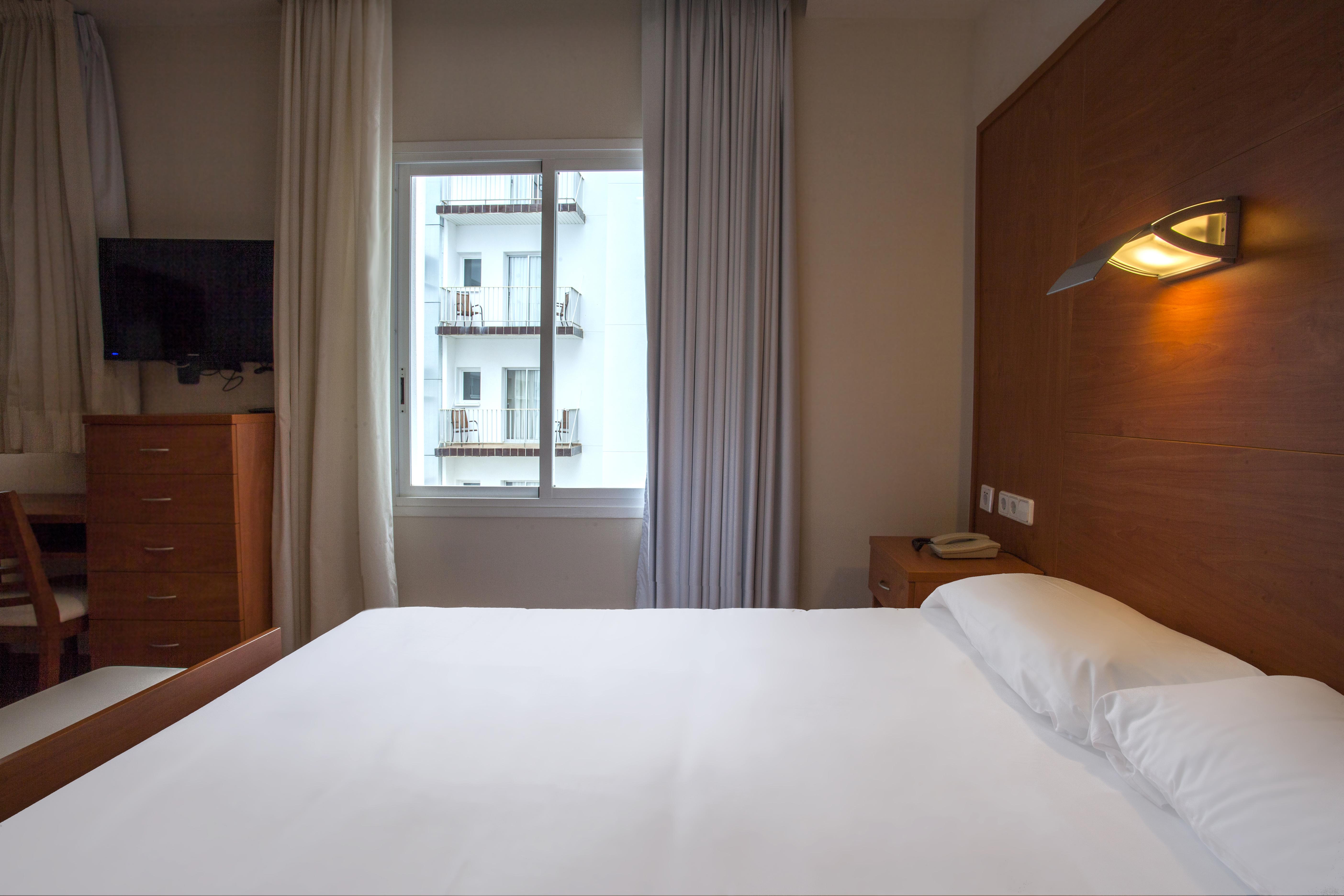 Hotel Horitzo By Pierre & Vacances Blanes Exteriör bild